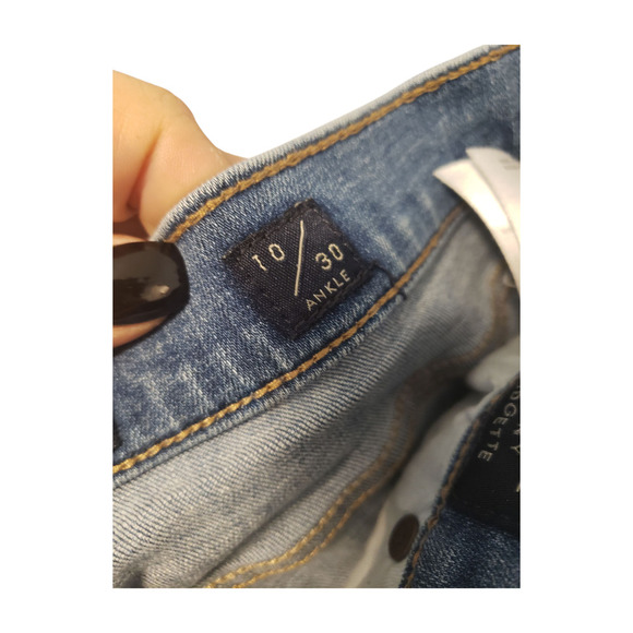 Lucky Brand Jeans Womens 10/30 Blue Button Fly Distressed Raw Hem Frayed Ankle - Picture 10 of 16